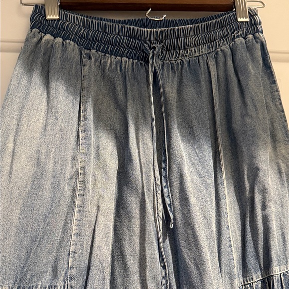 Mustard Seed Light Blue Flare Jeans - Picture 3 of 4